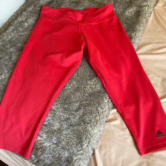 NWOT Adidas Capris - Picture 1 of 3